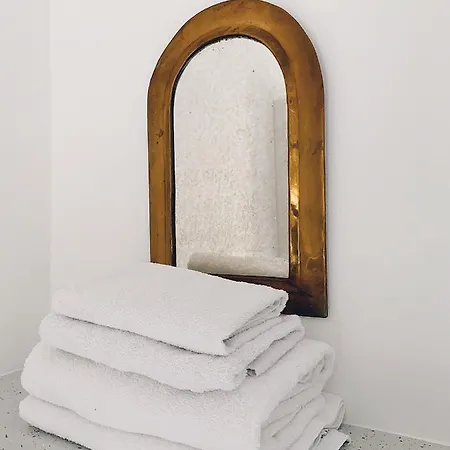 Rosa Apartman